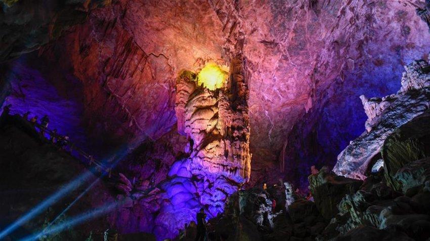 打造“世界电瓷之都”!湖南省电瓷电器行业商会年度总结部署